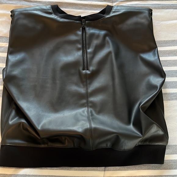 Black brand new Leather, shoulder pad shirt. - Picture 2 of 5